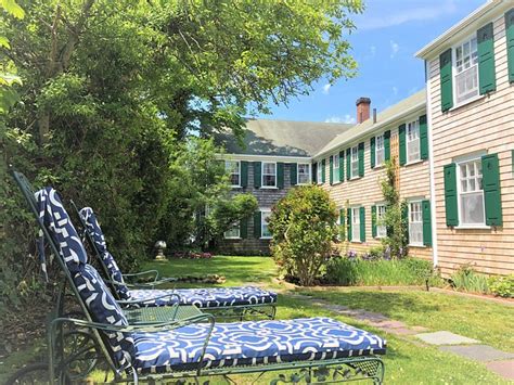 barnacle inn nantucket  379 Reviews 