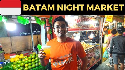 batam nightlife  Batam has more than 10,000 hotel rooms (with more coming on stream), several major resorts, more than 60 karaoke bars and massage parlors, several nightclubs and several large, loud, dark and very popular discos