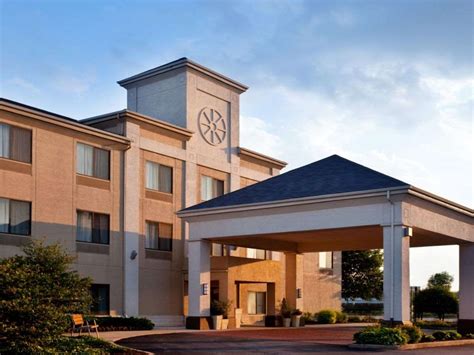 baymont inn merrillville indiana  Situated in northwestern Indiana, Baymont Inn & Suites Merrillville is conveniently located off I-65