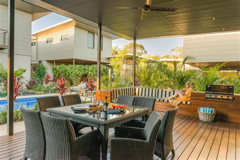 beach houses byron bay  (02) 6684 7471