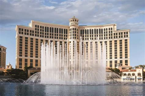 bellagio vip  One Bedroom Hotel Suites - Lakeview Suite