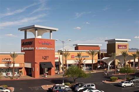 belz mall las vegas  Amenities: Wheelchair accessible (702) 878-3331