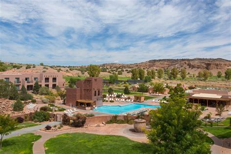 bernalillo resorts  Oct 17 - Oct 18