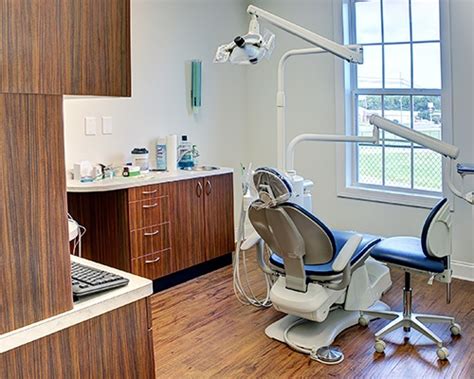 best dentist in summerlin 7550 West Lake Mead Boulevard, Suite 6, North Las Vegas, NV 89128