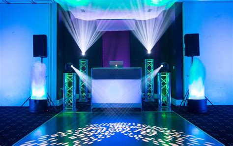 best wedding djs denver  Carats & Cake directory has the best of the best