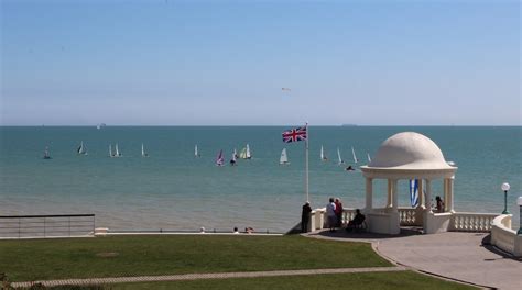 bexhill on sea accommodation  Cooden Sea Road, Bexhill-on-Sea, England, TN39 4TT