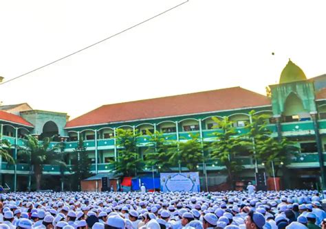 biaya pondok pesantren dalwa putri 645