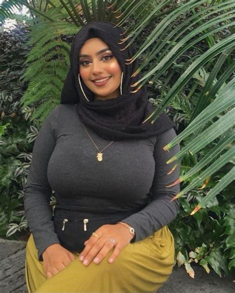 bigtits arab " 2