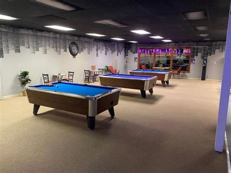 billiards supplies overland park  Articles on Pool Tables, Pool Cues, Billiard Accessories