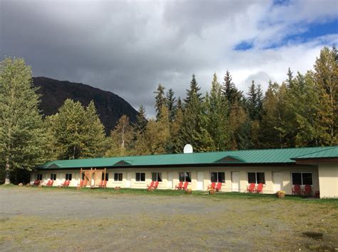 bird creek motel  It is a busy campground though due to its proximity to Anchorage, so best to arrive early (people were driving through at all hours looking for sites once it was filled)