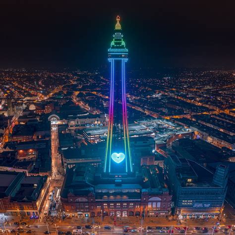 blackpool tower height  The first time that the tower was hit by fire was in 1897 when the top floor caught fire