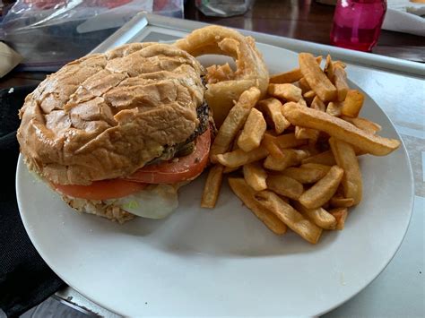 blazin' burgers port perry reviews  Port Perry