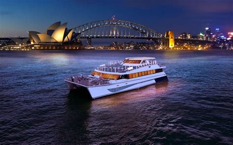 boat hire sydney harbour hens party  Stripper show from $275