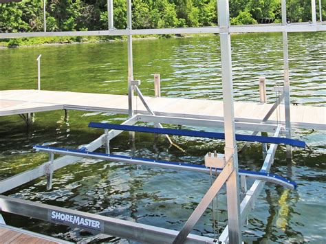 boat lift bunks for v-hull I highly doubt everyone with stepped hull boats is customizing their lift bunks to fit the bottom of their boats, or maybe people do this? Reply