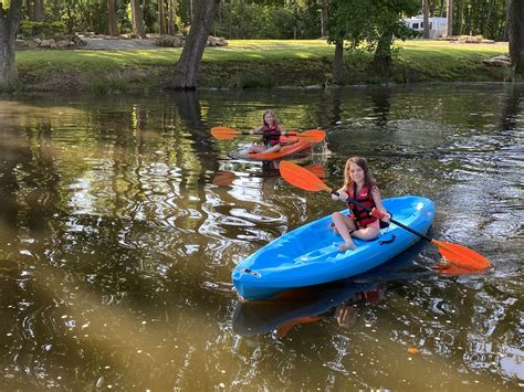 boat rentals near eureka springs ar Starkey Boat Marina 479-253-8194, 4022 Mundell Rd, Eureka Springs, AR 72631-8911 Lost Bridge Marina 479-359-3222, 12861 Marina Rd, Garfield, AR 72732