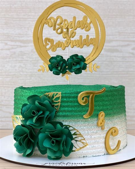 bolo bodas de esmeralda chantilly  R$ 49, 90