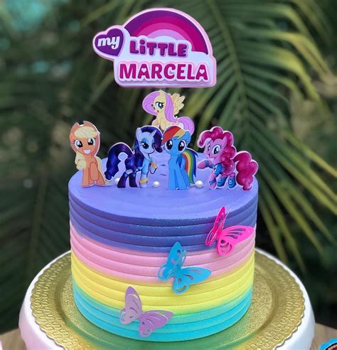 bolo my little pony quadrado  10/jan/2021 - Encontre (e salve!) seus próprios Pins no Pinterest