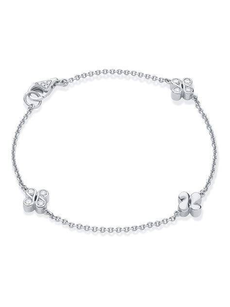 boodles bracelet From our Flagship Bond Street store, to our branches throughout London, the North West of England and Dublin, you can be sure of expert, friendly and bespoke service when you