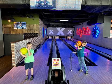 bowling alleys perth  Premiere Pro Shop