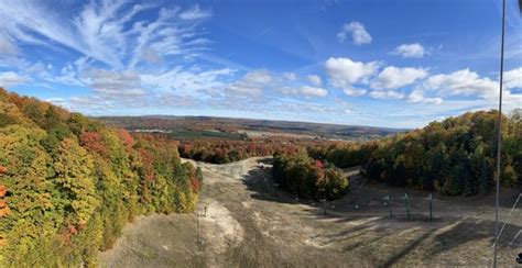 boyne falls mi sky bridge  For those willing to ride a chairlift to the mountain top and pay a fee of around $25, the bridge