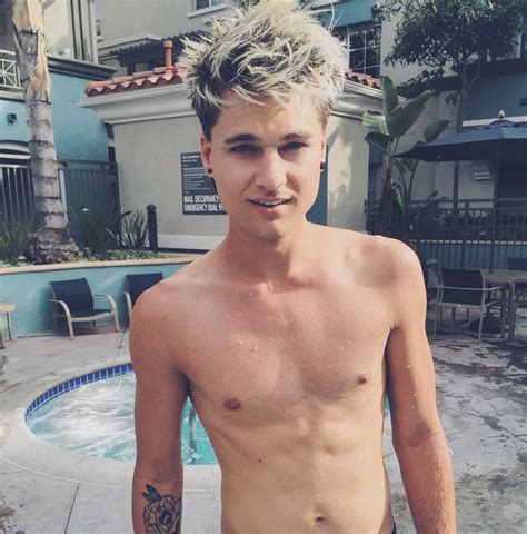 bradlee wannemacher naked  YouTuber