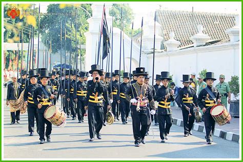 bregada bugis  Bregodo Jogo akan bertugas sekitar tiga kali dalam setahunk ketika Keraton Yogyakarta mengadakan seremoni besar yang disebut grebeg