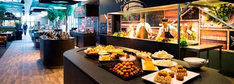 brunch van der valk heerlen  Ontsnap aan de alledaagse drukte en dompel uzelf onder met onze betoverende Kerstmarkt Deal