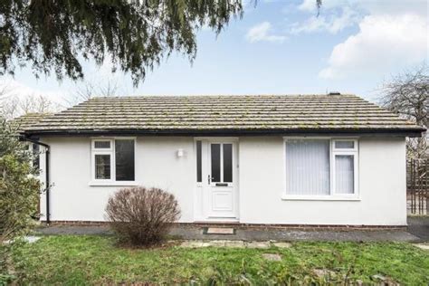 bungalow oxford  Find the best offers for bungalows patio oxford
