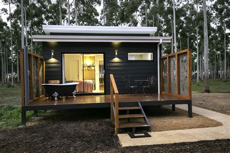 busselton chalets  Situated between Busselton and Dunsborough in the Margaret River region