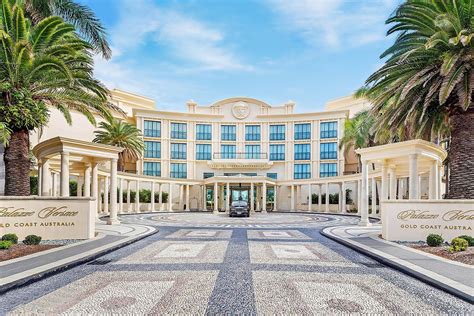 buy versace palaces gulf states  Summer Palace