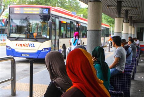 caddens bus hire  Melbourne City has a very distinct motto, "Vires acquirit eundo" which means "she gathers strength as she goes"