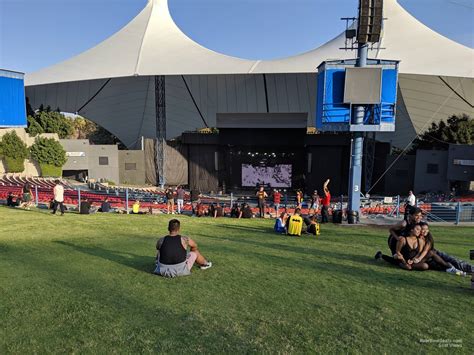 can i bring lawn chairs to shoreline amphitheater  Shoreline Amphitheatre imposes rules such as the no can, no bottle, and no alcohol policy