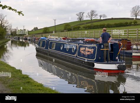 canal boat manufacturers liverpool The series, made using small cameras and footage from Cumming’s mobile phone, follows him along the Leeds and Liverpool Canal, the Grade I-listed Bingley Five Rise Locks in West Yorkshire, the