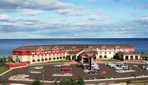 canal park lodge duluth 2 out of 10, Wonderful, (1622) 9