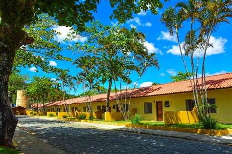 candeias residencial complexo turístico fotos candeias ii balneário camboriú Com piscinas adulto e infantil