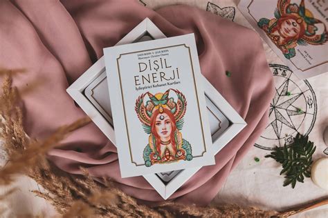 cantinho do amor tarot  Escritorio Consultas por marcaçãoO Enforcado no Tarot nos pede para abrir espaço para o novo entrar