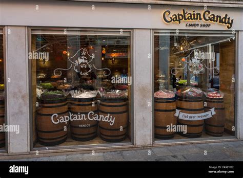 captain candy venice com!Skip to main content