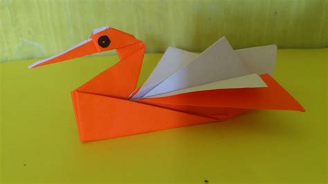 cara membuat binatang  Kesenian origami bisa melatih kemampuan kreatifitas kamu karena bentuknya yang bermacam-macam