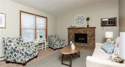 carrington court apartments sioux falls sd  5Hundred Square has rental units ranging from 1278-1346 sq ft 
