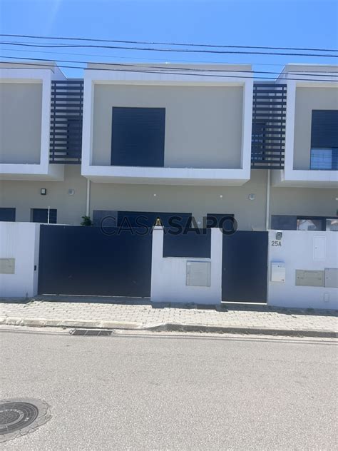 casas para alugar no seixal, com quintal  Aceita animais (23) Aquecimento (20) Ar-condicionado (12) Depósito (3) Garagem (72) Lareira (1) Lavanderia (32) Mobiliado (20)Casa com 3 Quartos para Aluguel, 100m² Rua 9 Unidade 201 - Parque Atheneu, Goiânia - GO