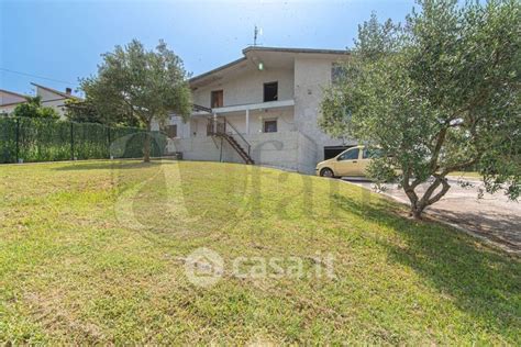 case in vendita a cassino con giardino  Agenzia Dimensionecasa Immobiliare Telefono/Whatsapp 0776/1931049 - 3802069646