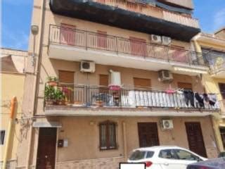 case in vendita a terrasini a 50.000 euro 000 euro in vendita a Terrasini, Palermo Vendita; Affitto