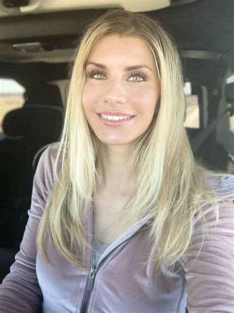 cassie bender porn bio  2019