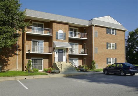 castlebrook apartments reviews  Live minutes from excellent shops and restaurants like the Christiana Fashion Center and Mall, Dover Downs, Delaware Parks, and several DE beaches