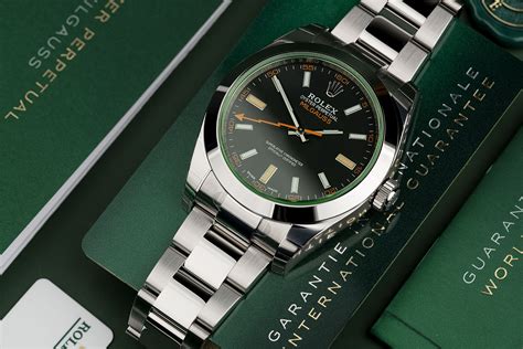 catalogo rolex Lotto composto da 1 Catalogo Rolex 2021 composto da 234 pagine e 2 Cataloghi Rolex Speciale Feste 2019/2020 composto da 50 pagine! 