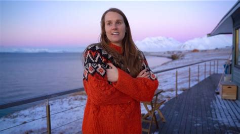 cecilia blomdahl christoffer age  I'm a photographer and videographer living in a cabin outside of Longyearbyen, sharing my life on my social media channels where I have amassed a total of 3