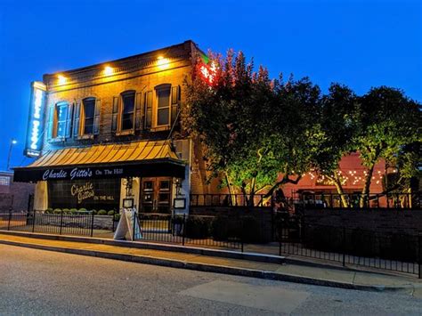 charlie gitto's on the hill photos  Reserve a table