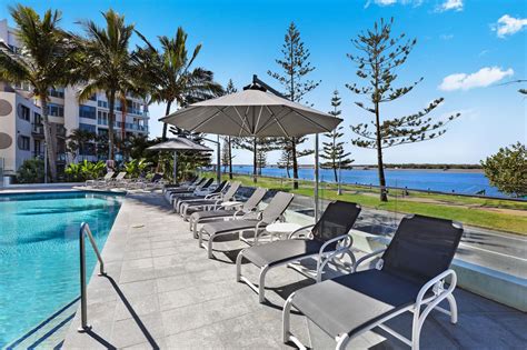 cheap accommodation gold coast net travel statistics, these Gold Coast hostels with private rooms are the best: Coolangatta Sands Hotel rating: 6