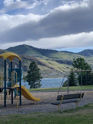 chelan rv park  This is a beautiful park and there's an RV campground adjoining the day use area