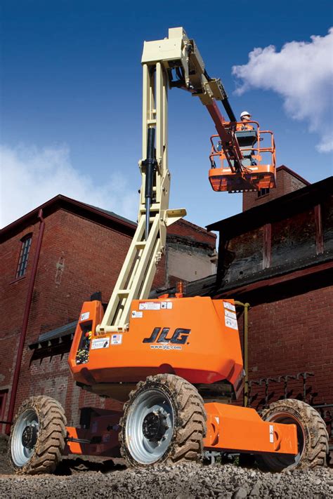 cherry picker hire grafton  Tracked boom lifts